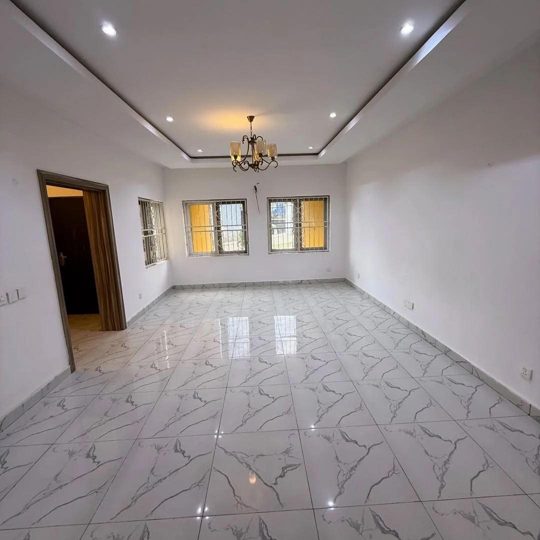 Corner Haven: 4-Bed Terrace Duplex with BQ in Durumi