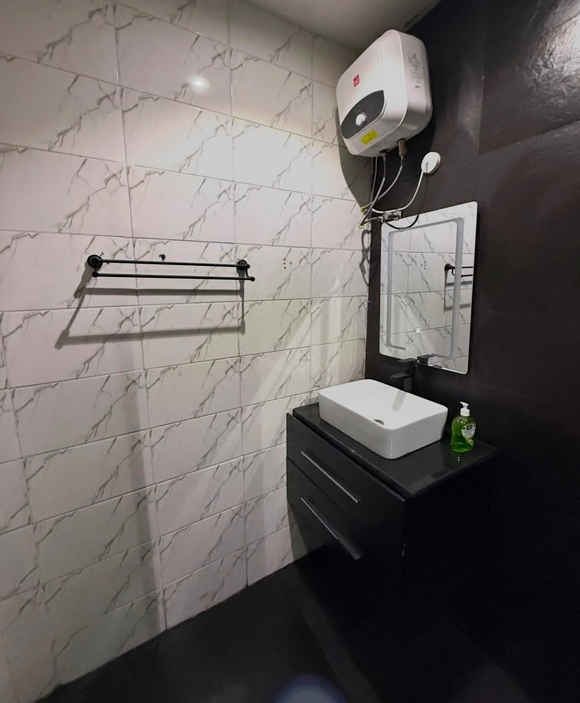 Ultimate Entertainment Haven: 3BR Duplex w/PS5 & Cinema