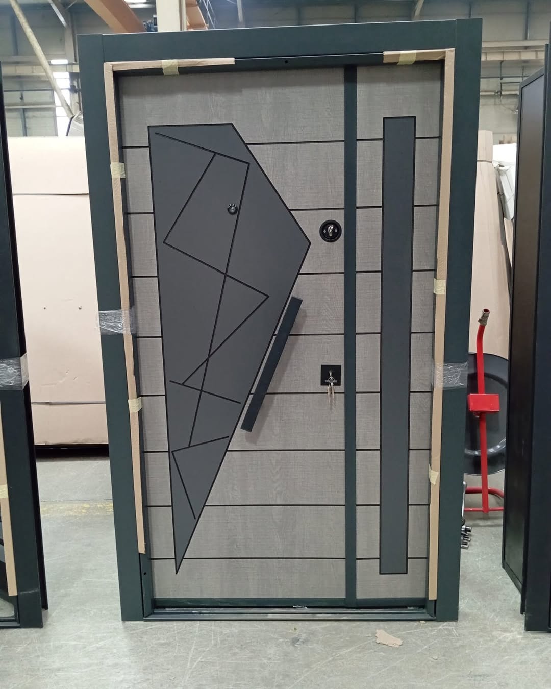 Grand Entrance Awaits: Luxury Turkey Door