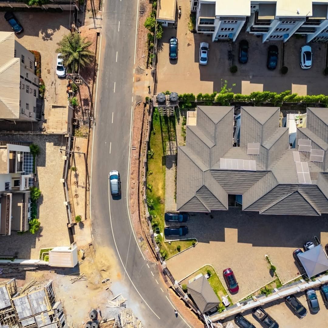 Corner Townhouse: 4-Bed Ensuite Haven in Durumi