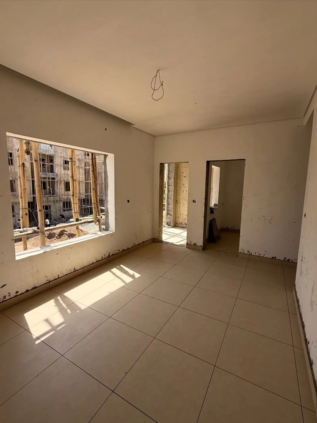 Spacious 5-Bedroom Duplex with Rooftop Terrace in Lifecamp