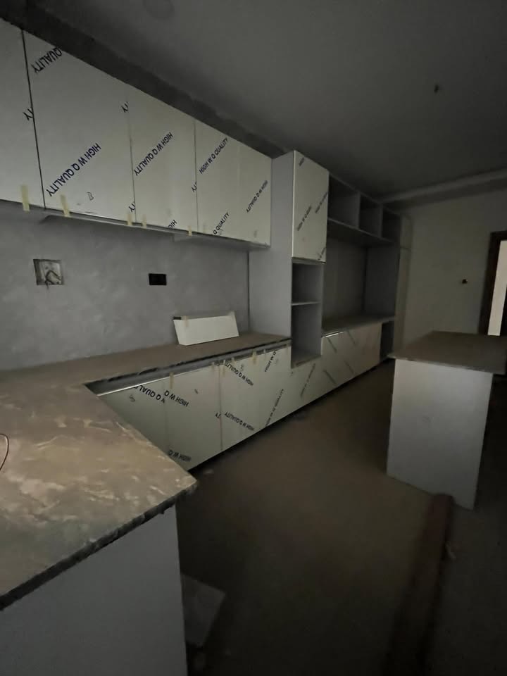 Prime Gwarimpa Apartments: Elevator Luxury, En-Suite Bliss