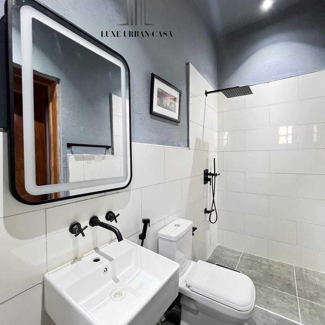 Lekki Phase 1 Gem: 3BR with Pool & Premium Finishes