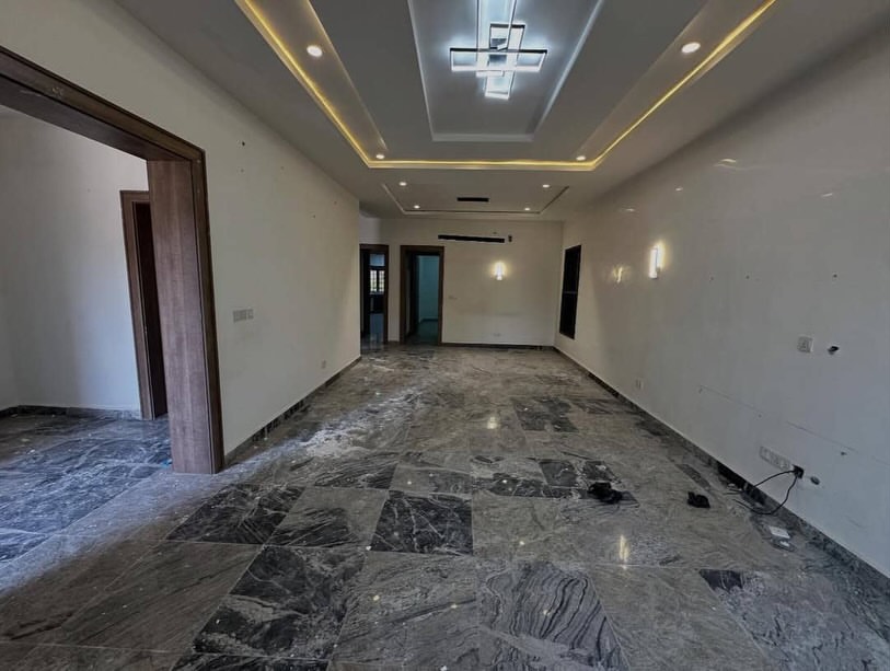 5-Bed Terrace Duplex with BQ in Lifecamp | N300M