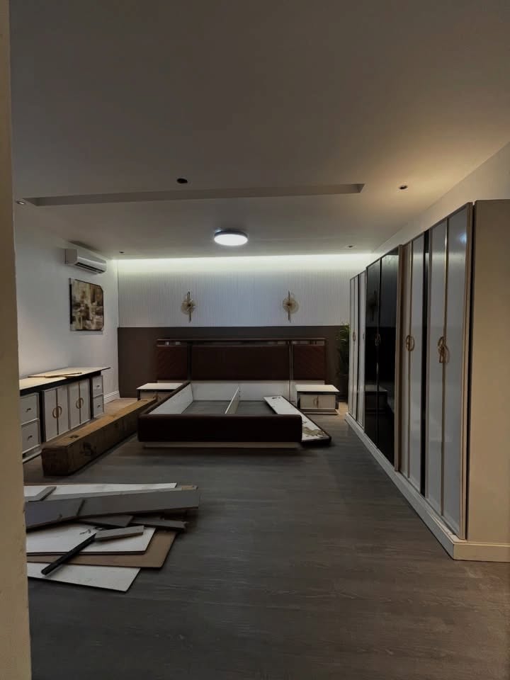 Elevator Homes in Kado: 5&7 Bed Duplexes with Central AC