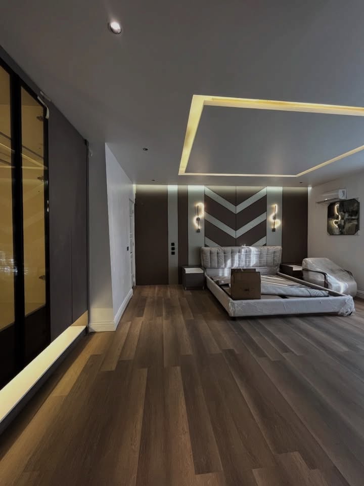 Elevator Homes in Kado: 5&7 Bed Duplexes with Central AC