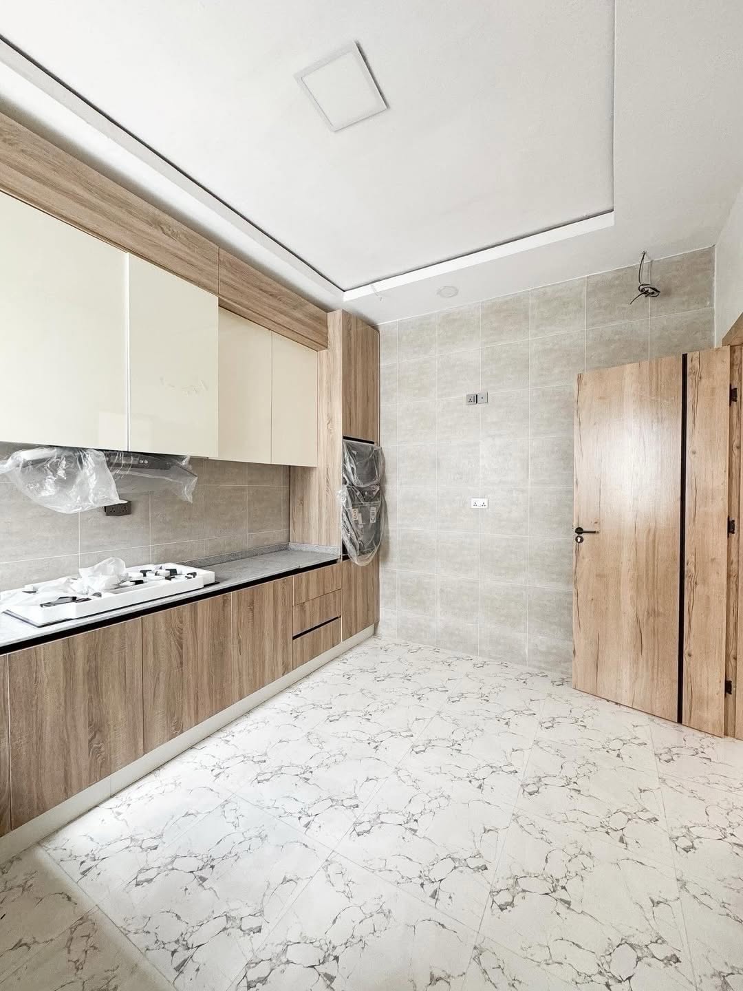 Exquisite Terrace Duplexes in Serene Ikota Estate