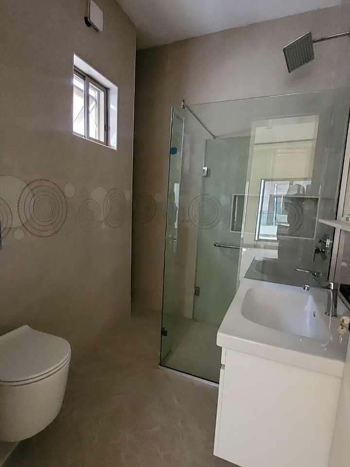 Banana Island Majesty: 5-Bedroom Duplex with BQ & Elevator