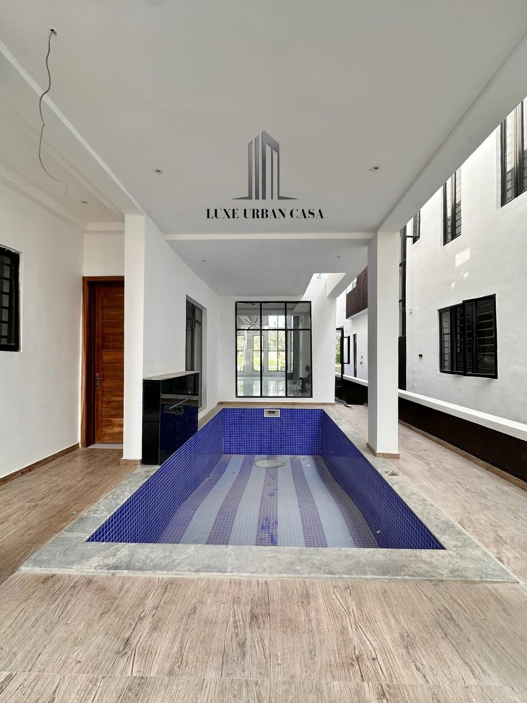 Lekki’s Ultimate 5-Bedroom Oasis with Pool