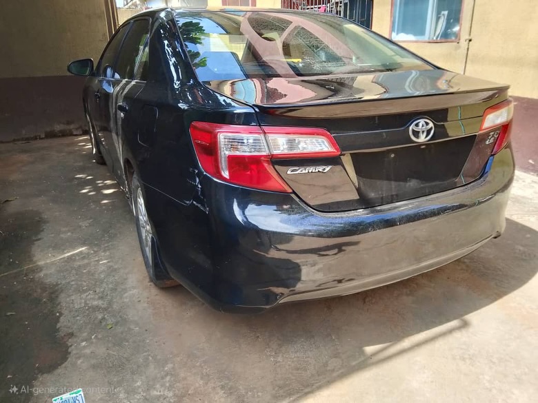 2012 Toyota Camry: Unbeatable Comfort & Reliability