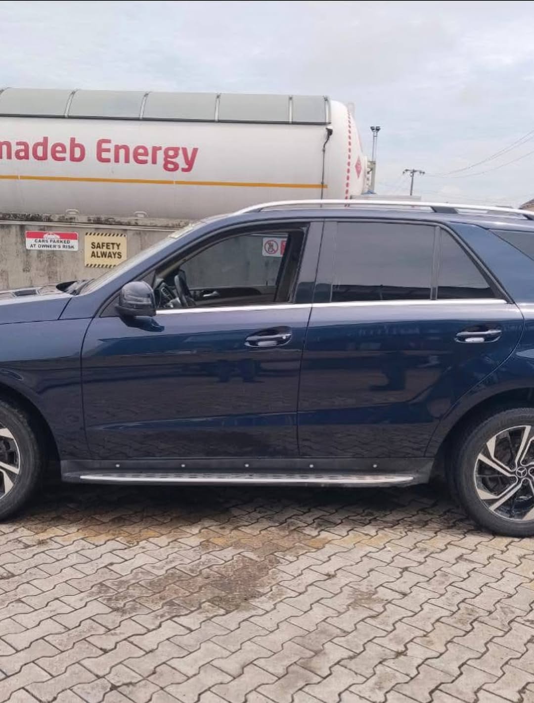 Luxury Ready: 2015 Mercedes-Benz with Full Papers