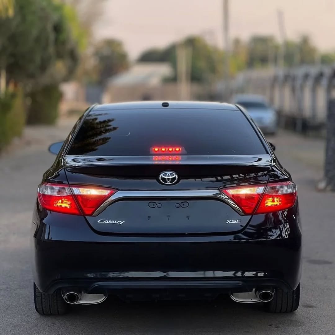 2016 Camry XSE V6: Untamed Power, Immaculate Condition