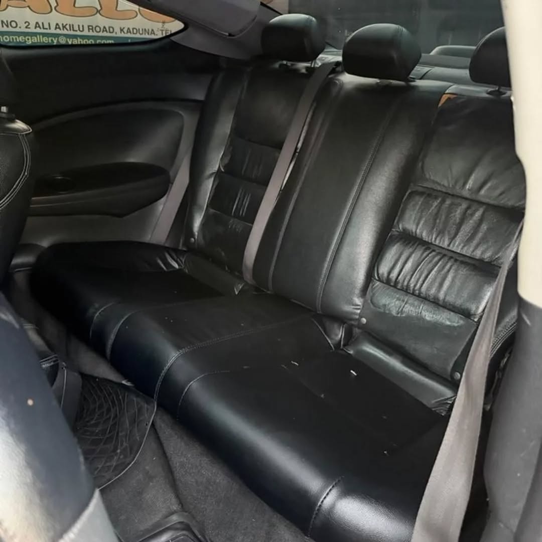 2009 Honda Accord V6 Coupe: Power Meets Perfection