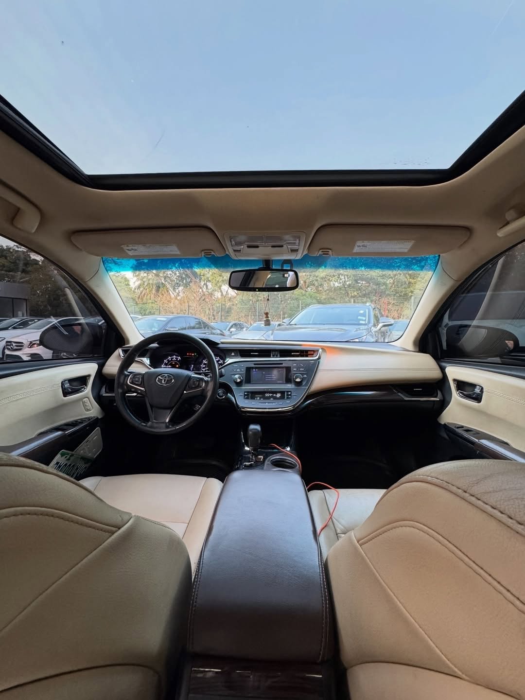 Immaculate 2015 Avalon XLE: Duty-Paid & Ready