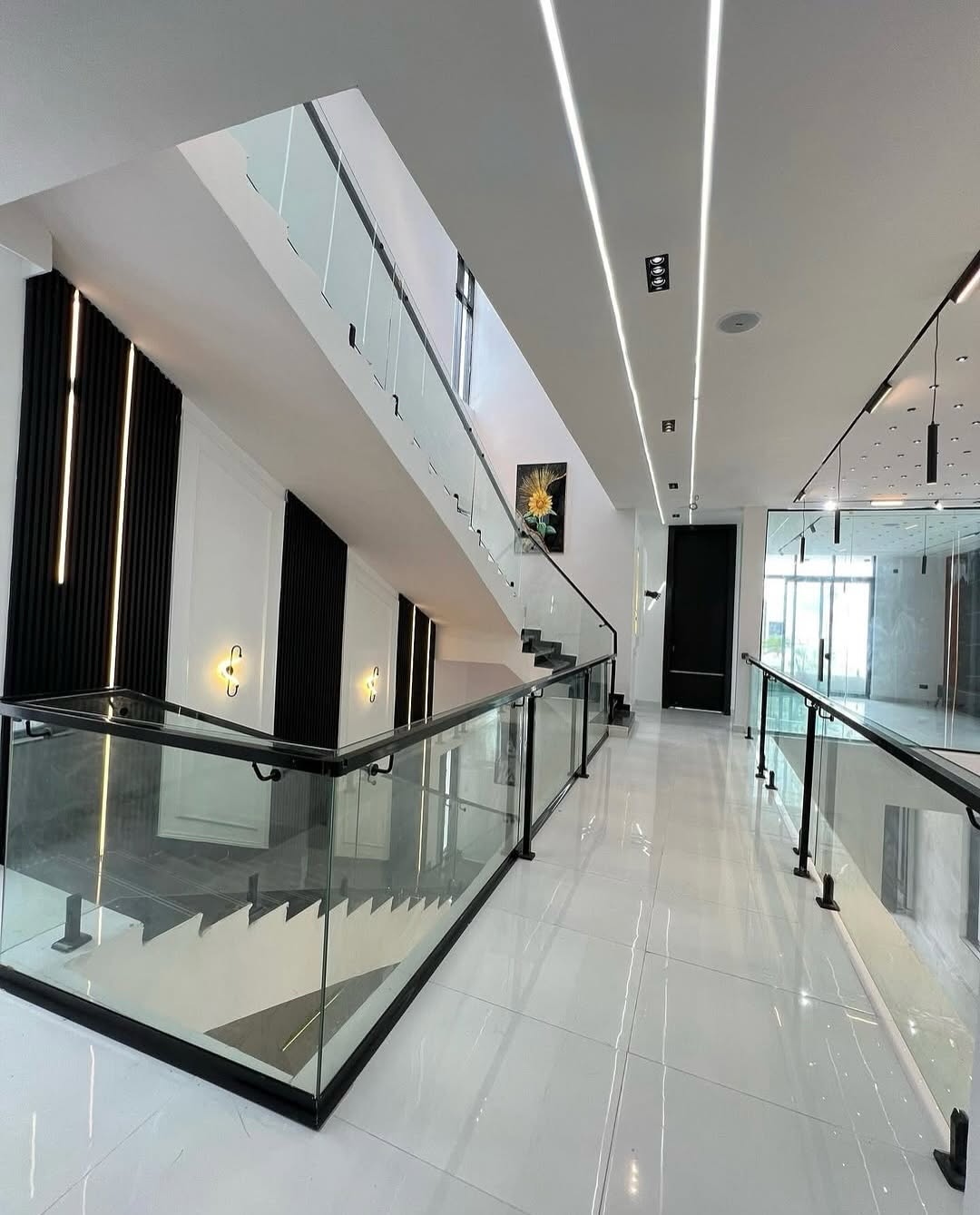 Exclusive 6-Bed Duplex with Pool & Cinema in Lekki