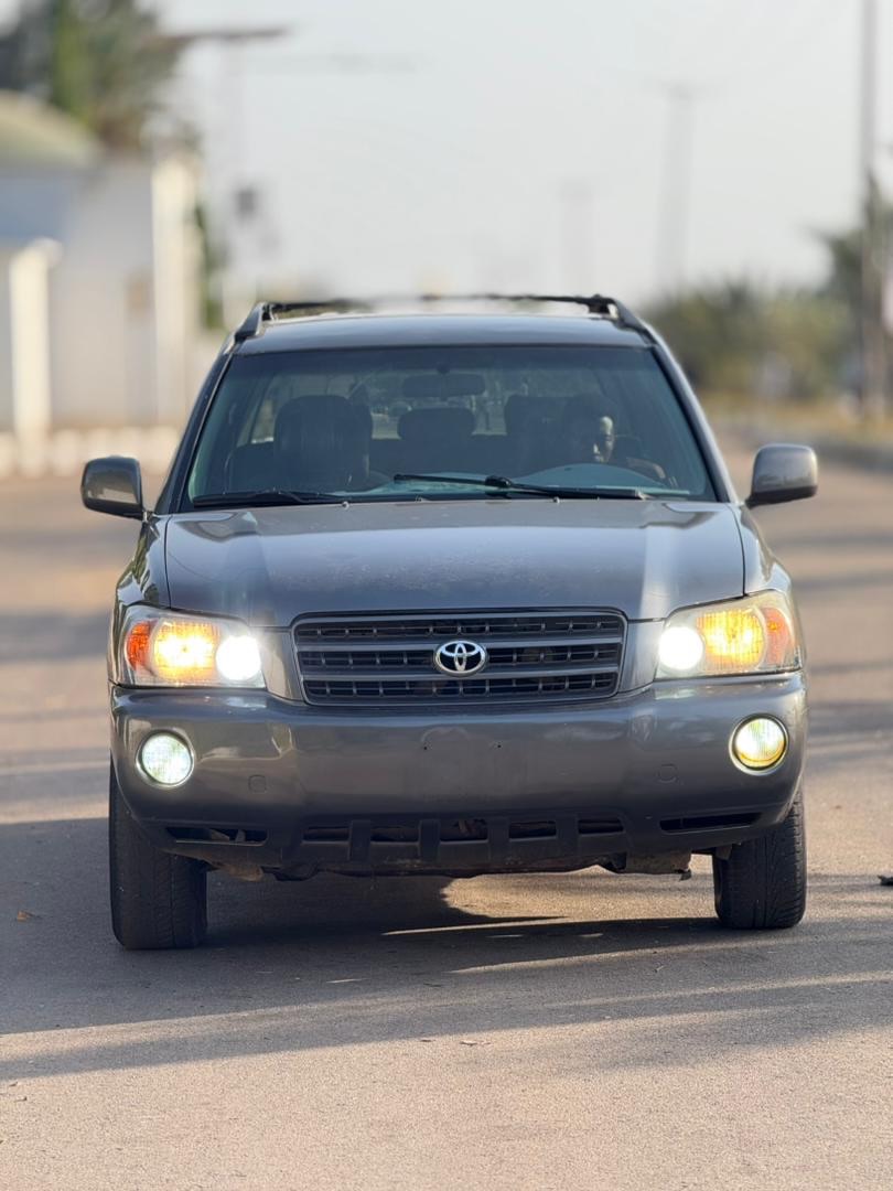 2005 Toyota Highlander: Clean & Ready for 7.5m