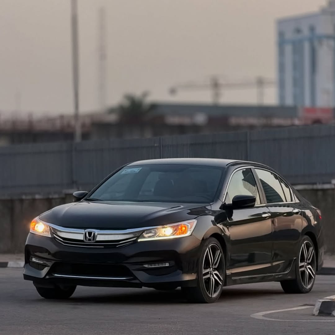 2017 Honda Accord LX: Fully Paid, Fuel-Efficient Luxury