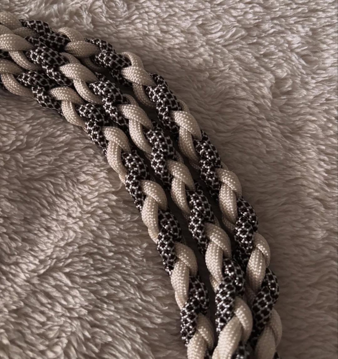 Custom Phone Lanyards: Gold & Paracord, Handmade & Stylish