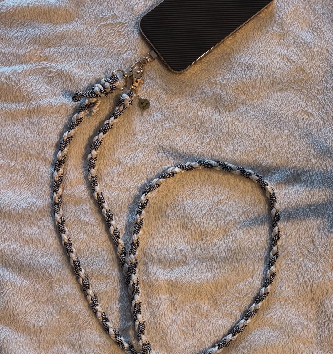 Custom Phone Lanyards: Gold & Paracord, Handmade & Stylish