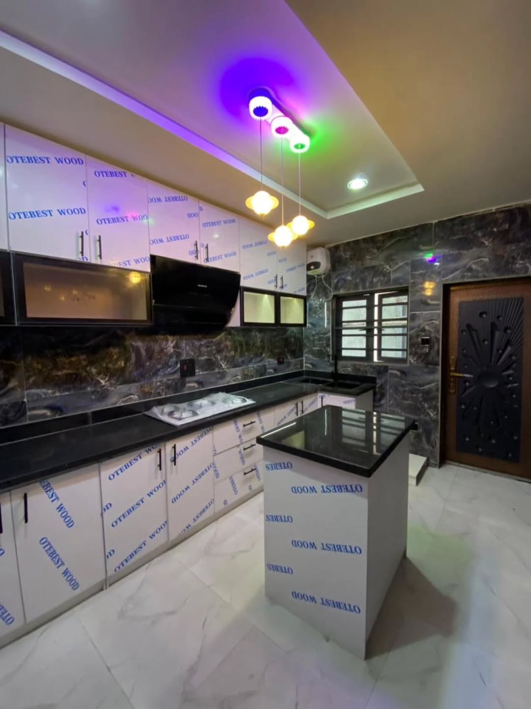 Spacious 4-Bedroom Duplex with BQ in Prime Lekki