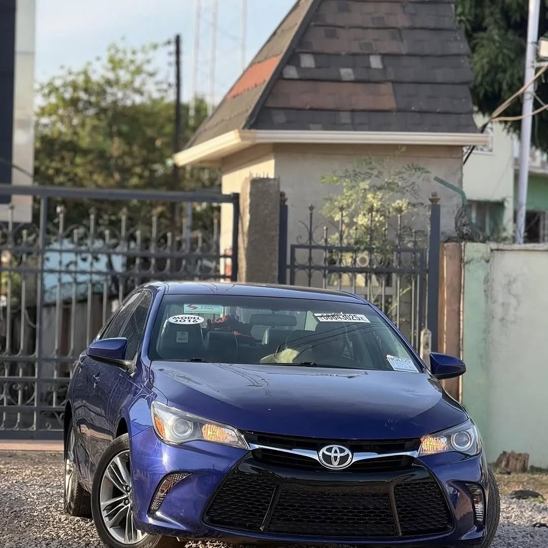 Immaculate 2016 Camry: Luxury for 16M