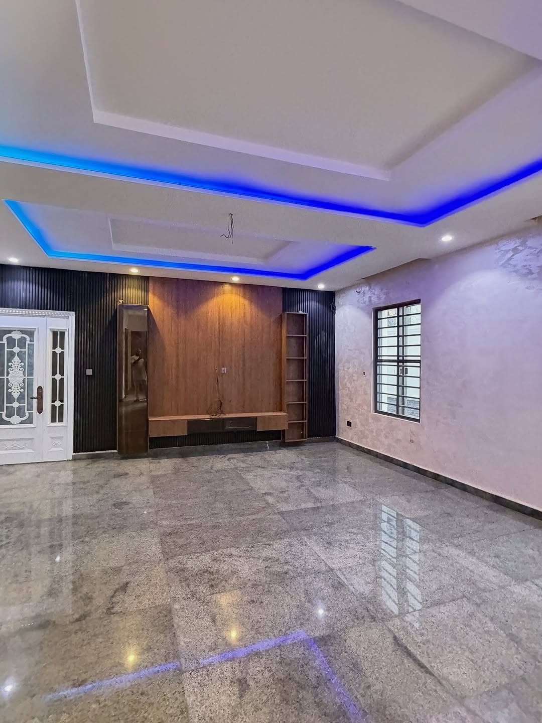 Serene Apo 5-Bed Duplex with Pool & BQ