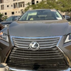 2018 Lexus RX350: Like New