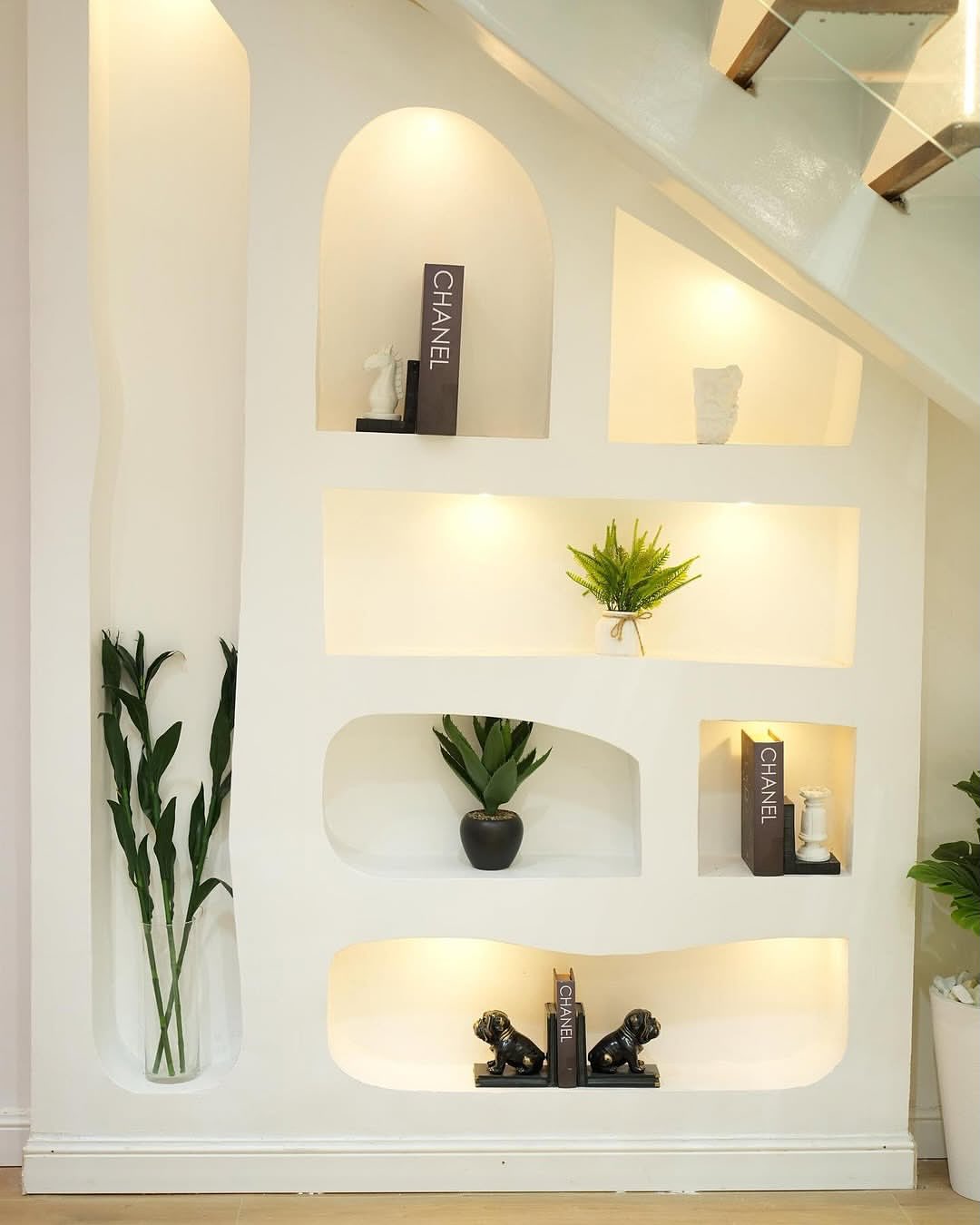 Lekki Haven: 2BR Maisonette with Pool & Chef