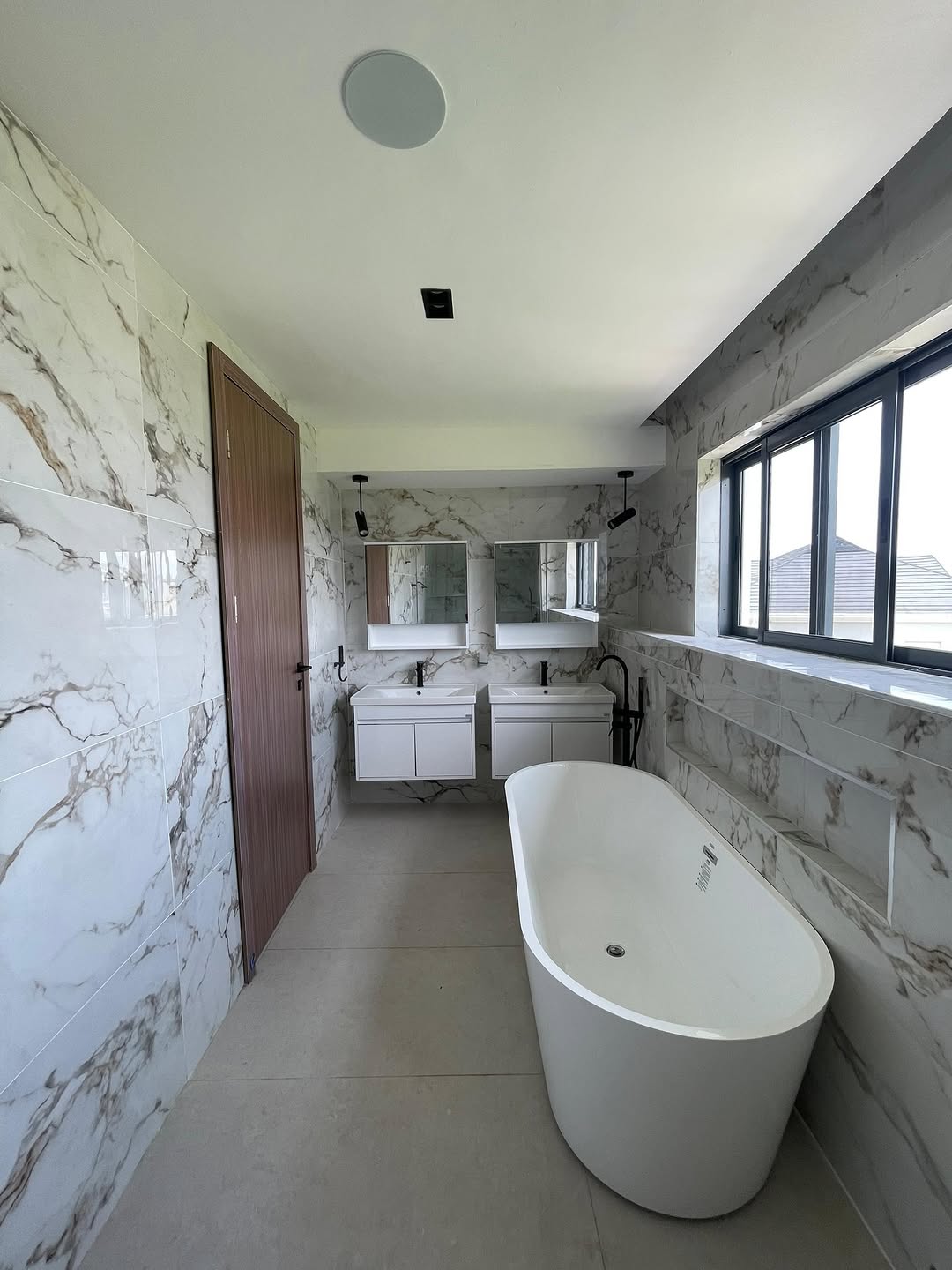 Ikate’s Ultimate 5-Bed Duplex with Private Pool & Cinema