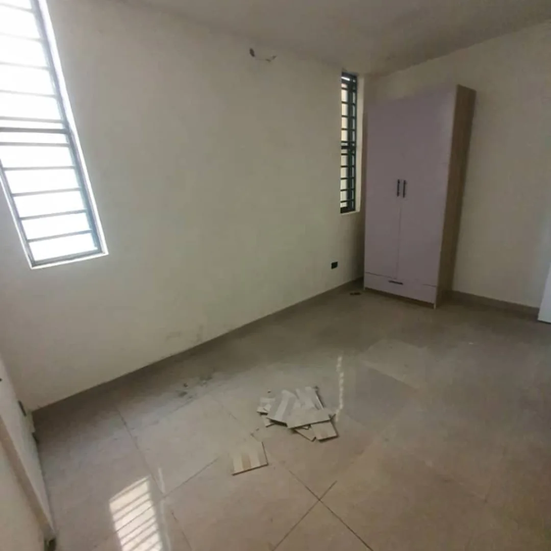 Serene Ologolo Duplex: 2-Bed Haven with Balcony Bliss