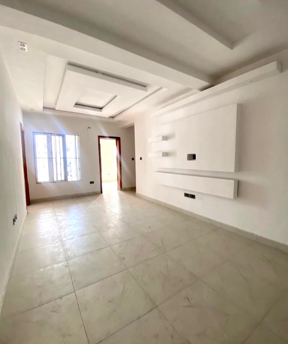 Victoria Island’s Finest: 5-Bed Smart Maisonette