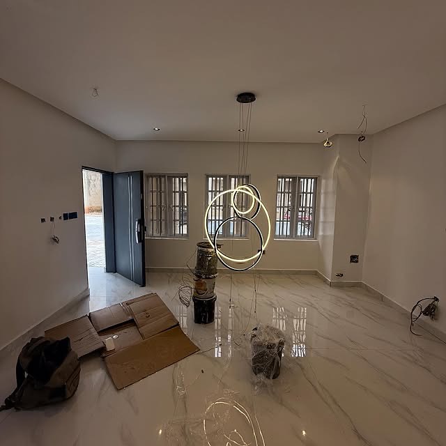 Luxury 4-Bed Terrace Duplex in Kado’s Serene Heart