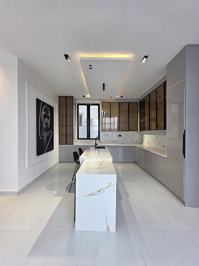 Exclusive 5-Bed Smart Dulex with Cinema & Pool in Chevron