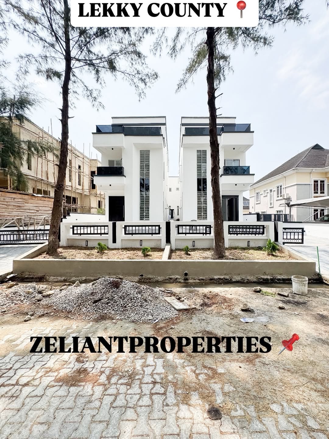 Lekki’s Ultimate 5-Bedroom Oasis with Pool & Rooftop