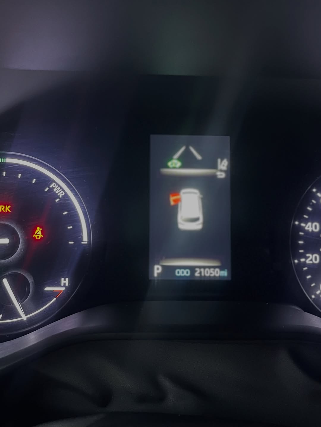 2022 Sienna Hybrid: Luxury Meets 36 MPG