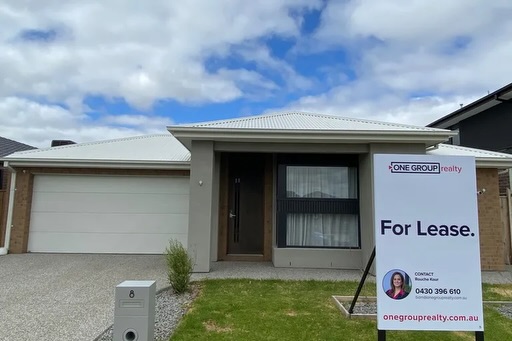 Spacious 4-Bedroom Family Haven in Beveridge