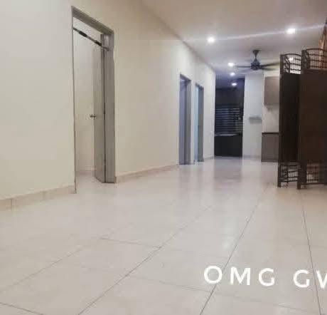 End Lot Gem: Spacious 4BR with Renovated Charm