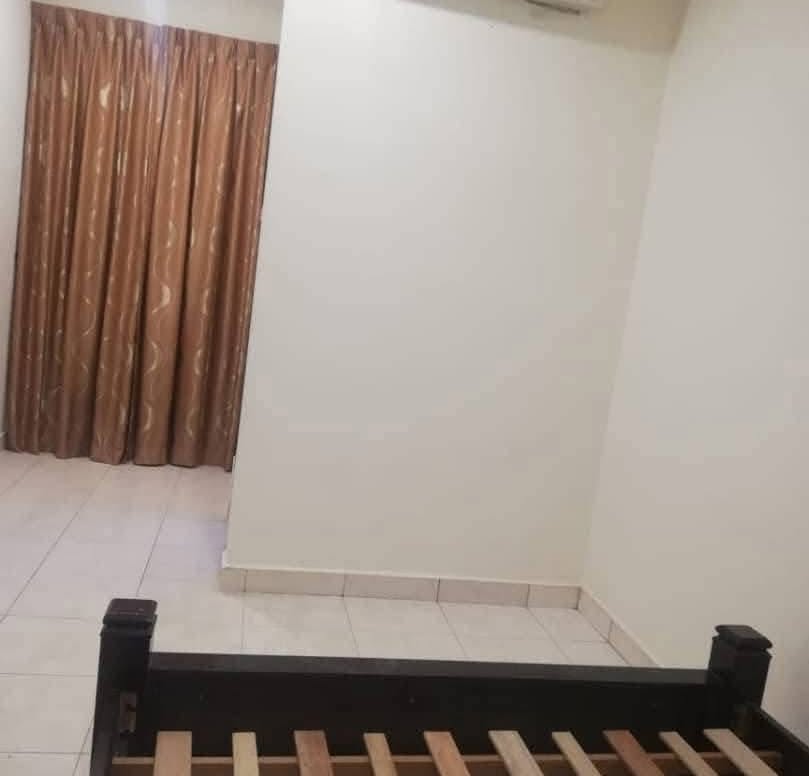 End Lot Gem: Spacious 4BR with Renovated Charm