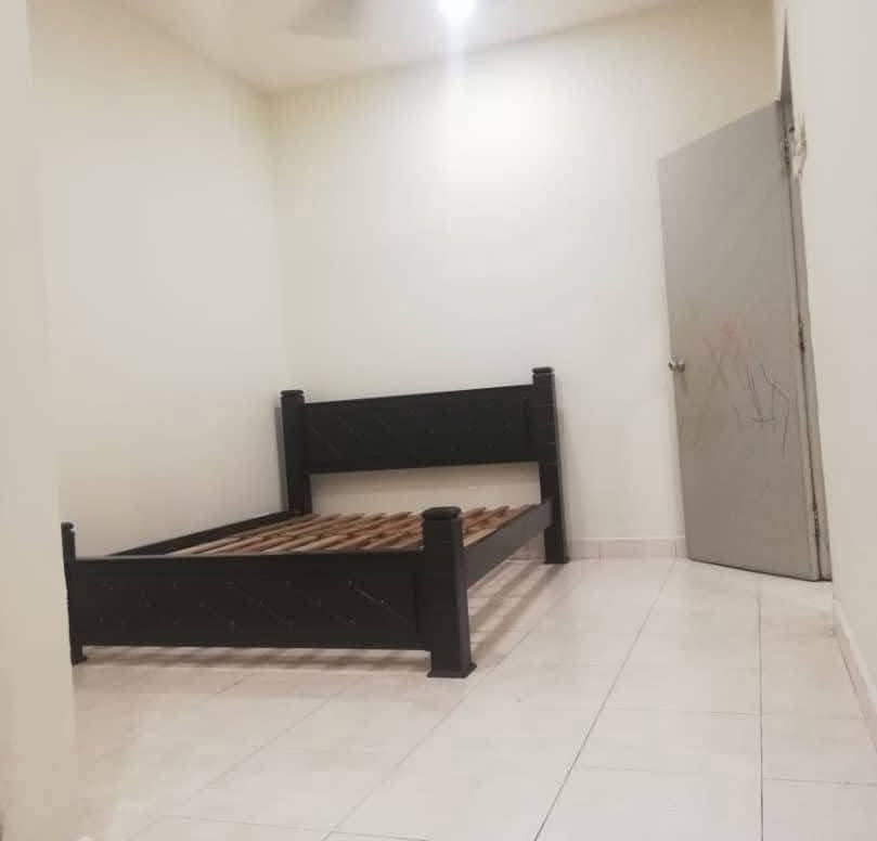 End Lot Gem: Spacious 4BR with Renovated Charm