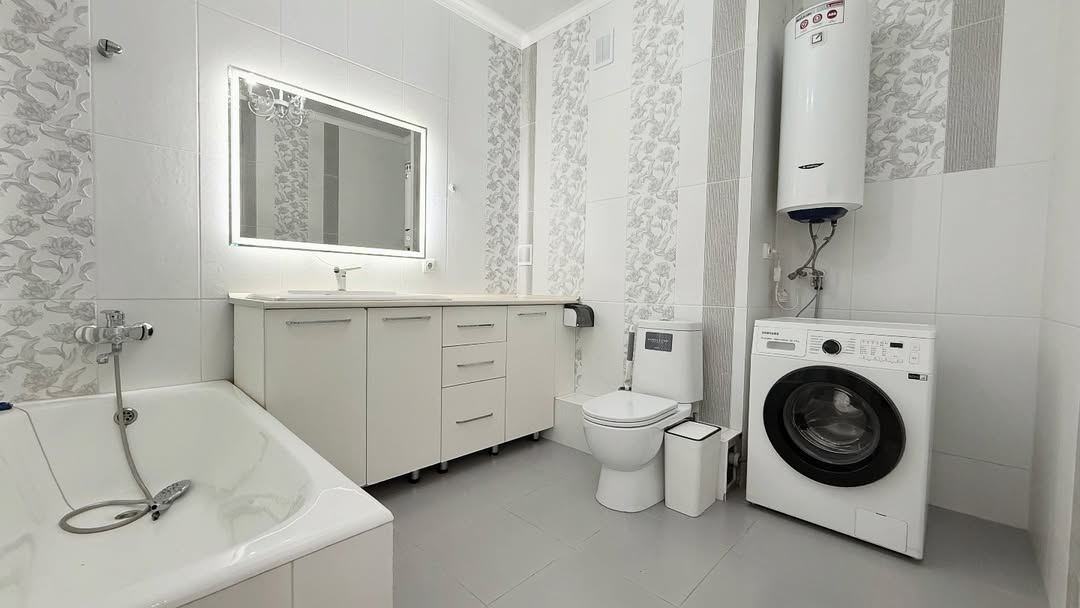 Your Dream 4th-Floor Oasis in Bishkek