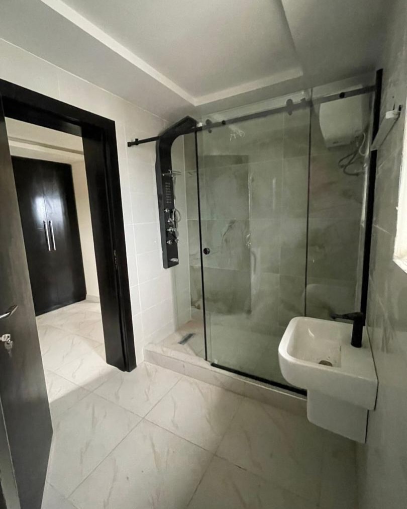 Lekki Haven: 4-Bed Duplex with BQ & 24/7 Power