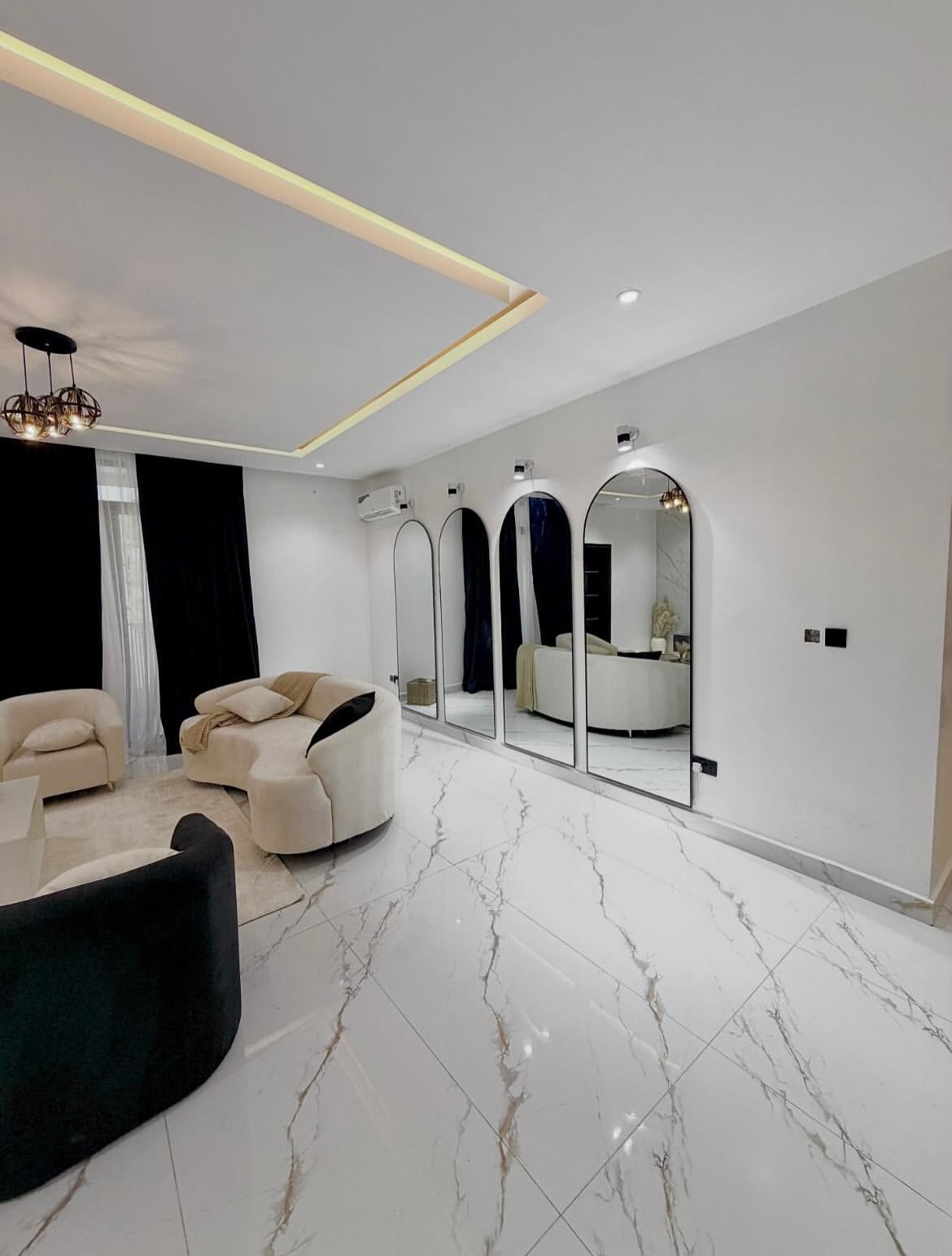 Luxury Shortlet Haven: Serene Katampe Escape