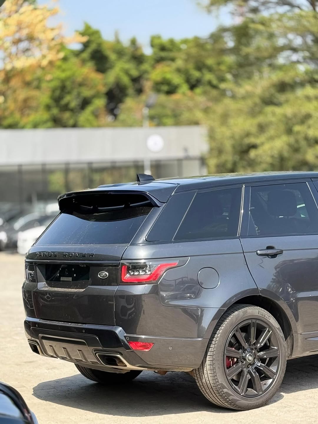 Luxury Redefined: 2019 Range Rover Sport HSE