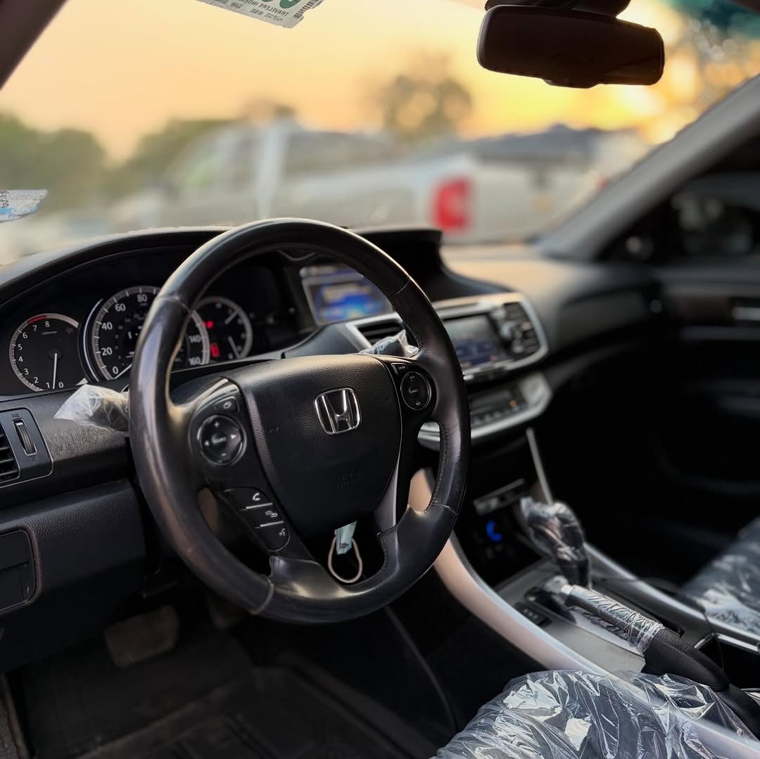 2014 Honda Accord: Fully Loaded Luxury, Unbeatable Price