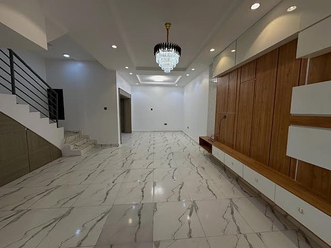 Serene 4-Bed Terrace Duplex with Solar Power in Jahi