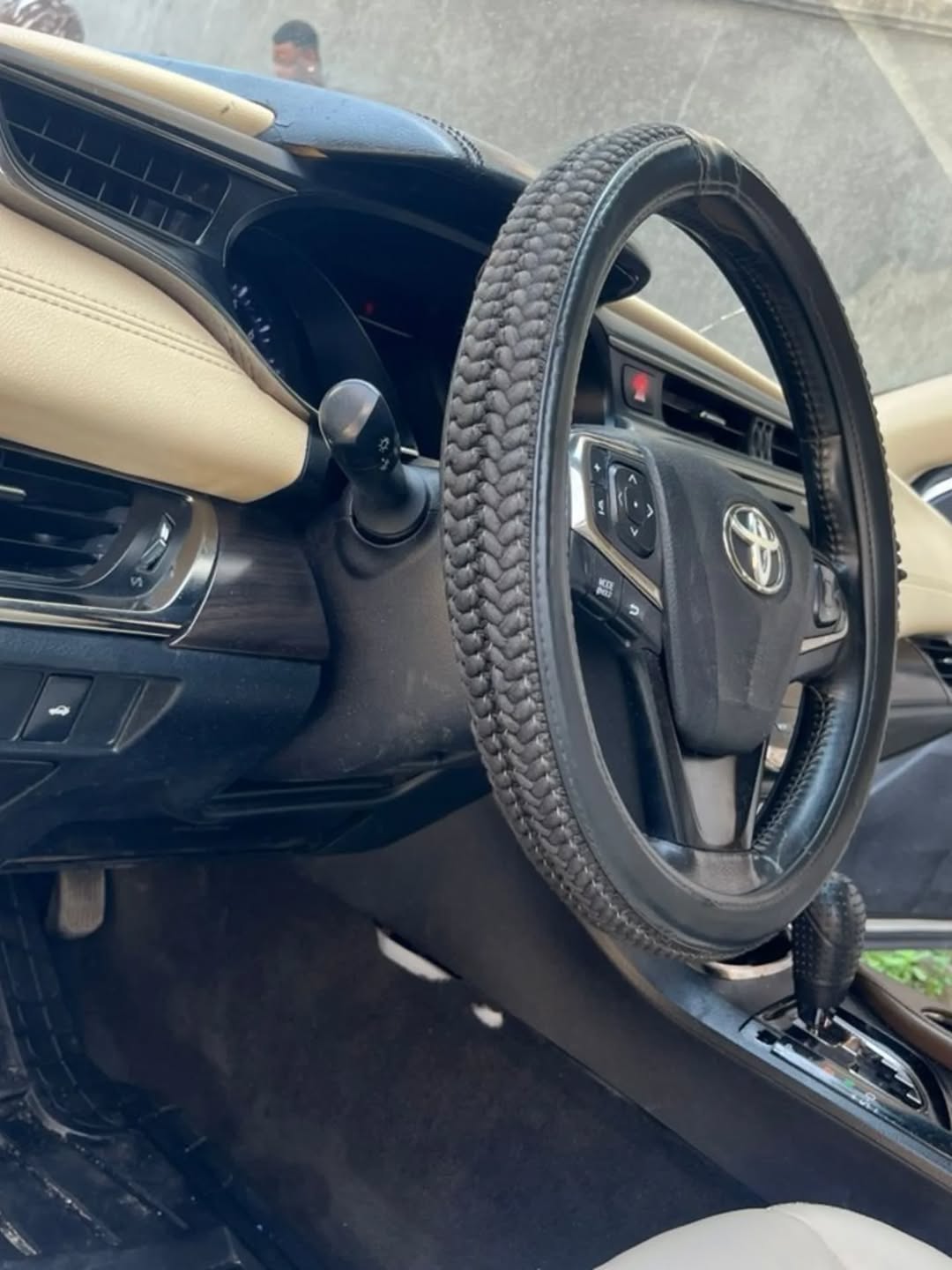 Unbeatable 2016 Avalon: V6 Power, Pristine Condition