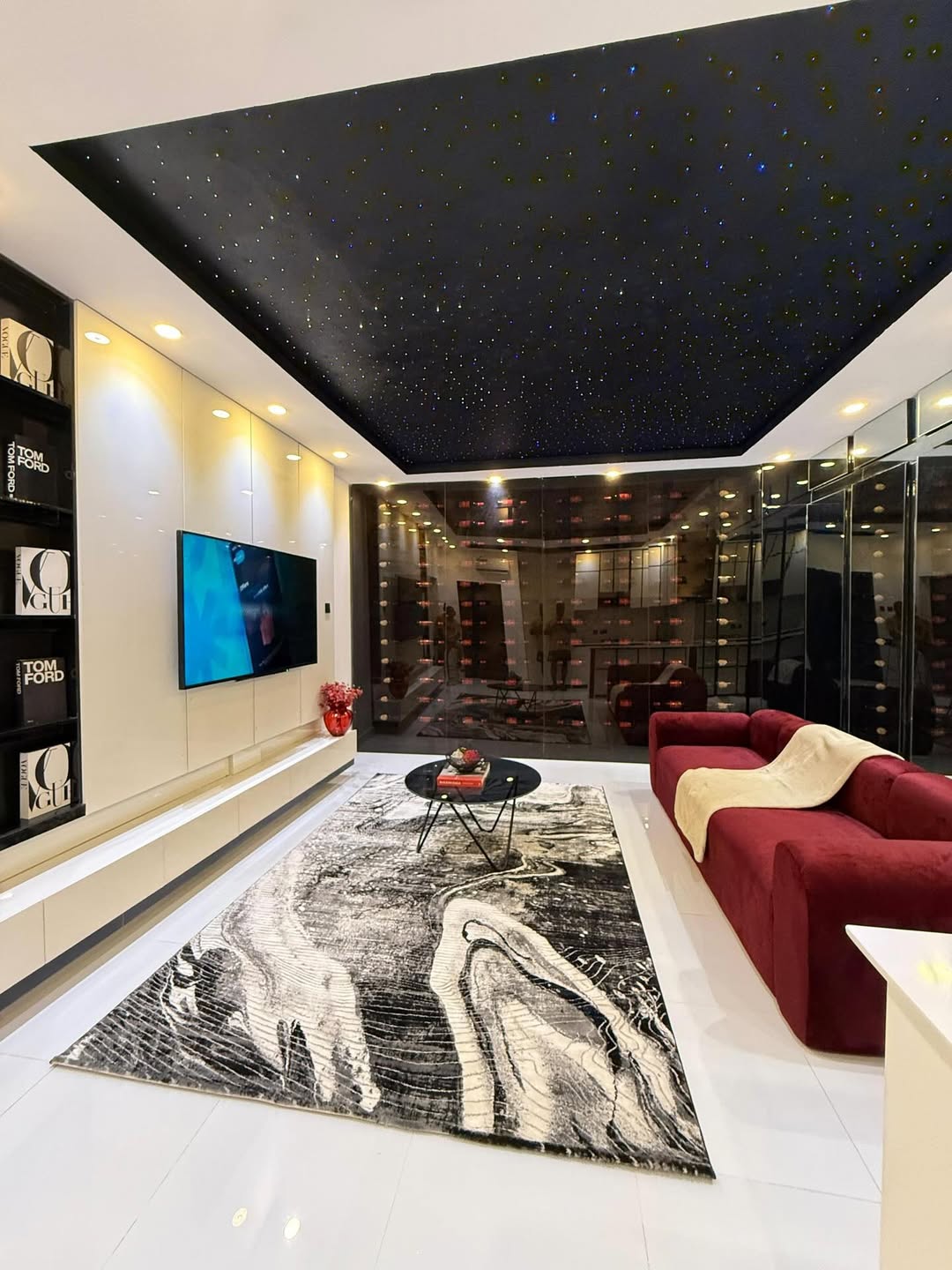 Cinematic Luxury: Private Theater & Serene Escape