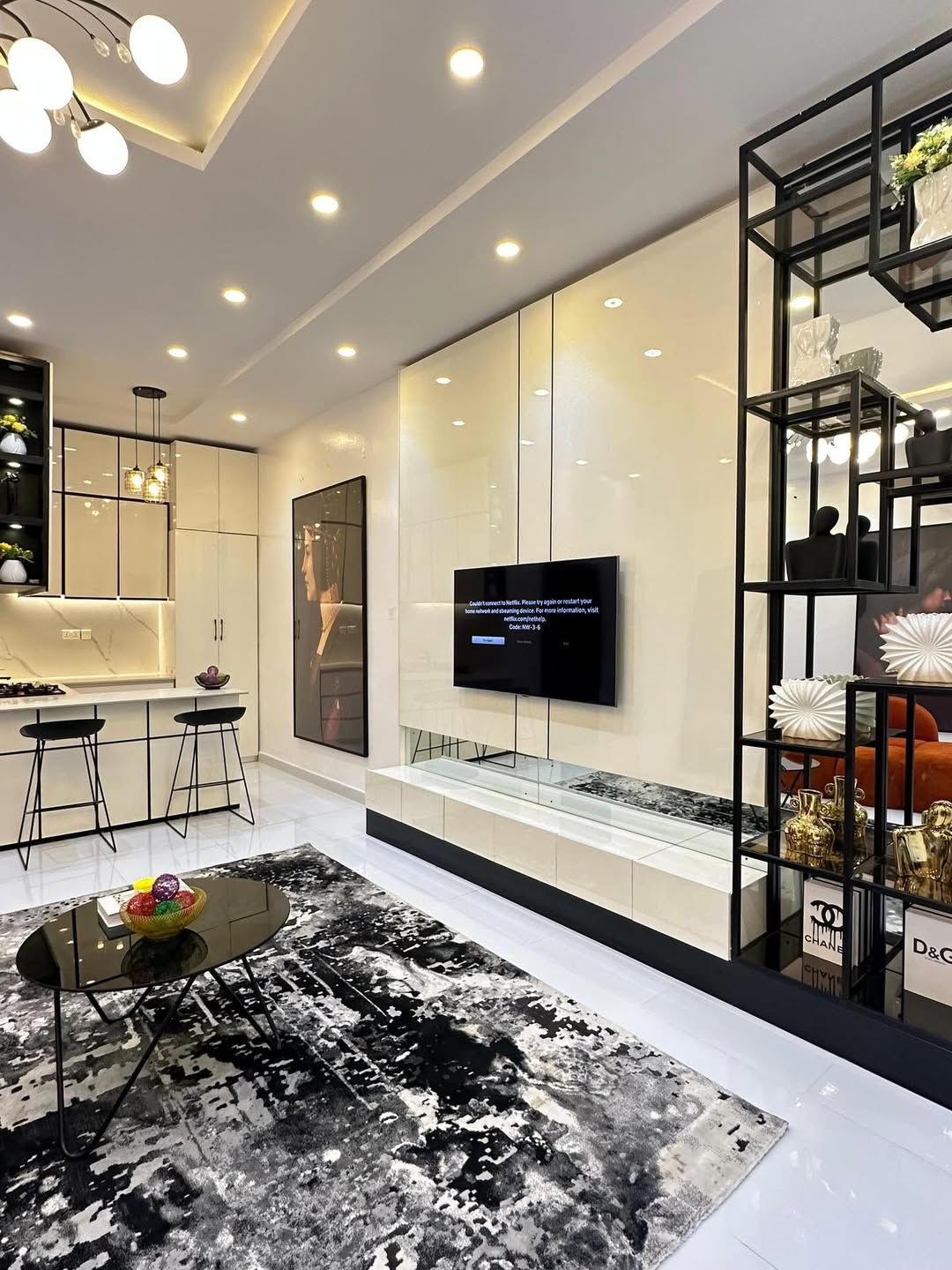 Serene Escape with Private Cinema in Lekki