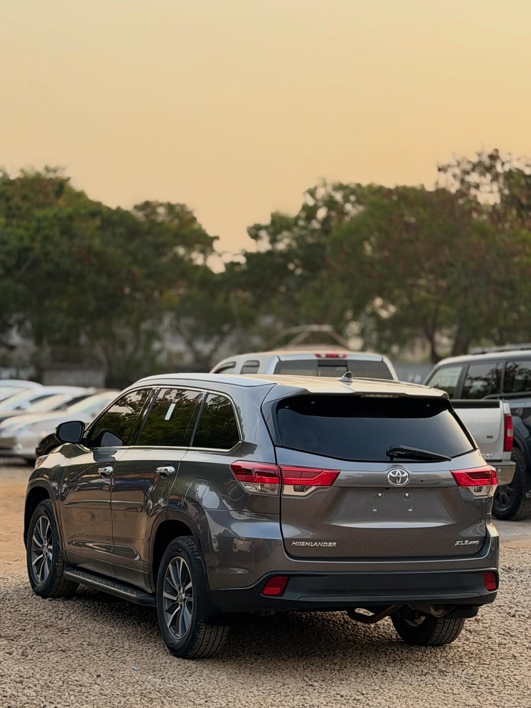 2018 Toyota Highlander: Unmatched Reliability & Space