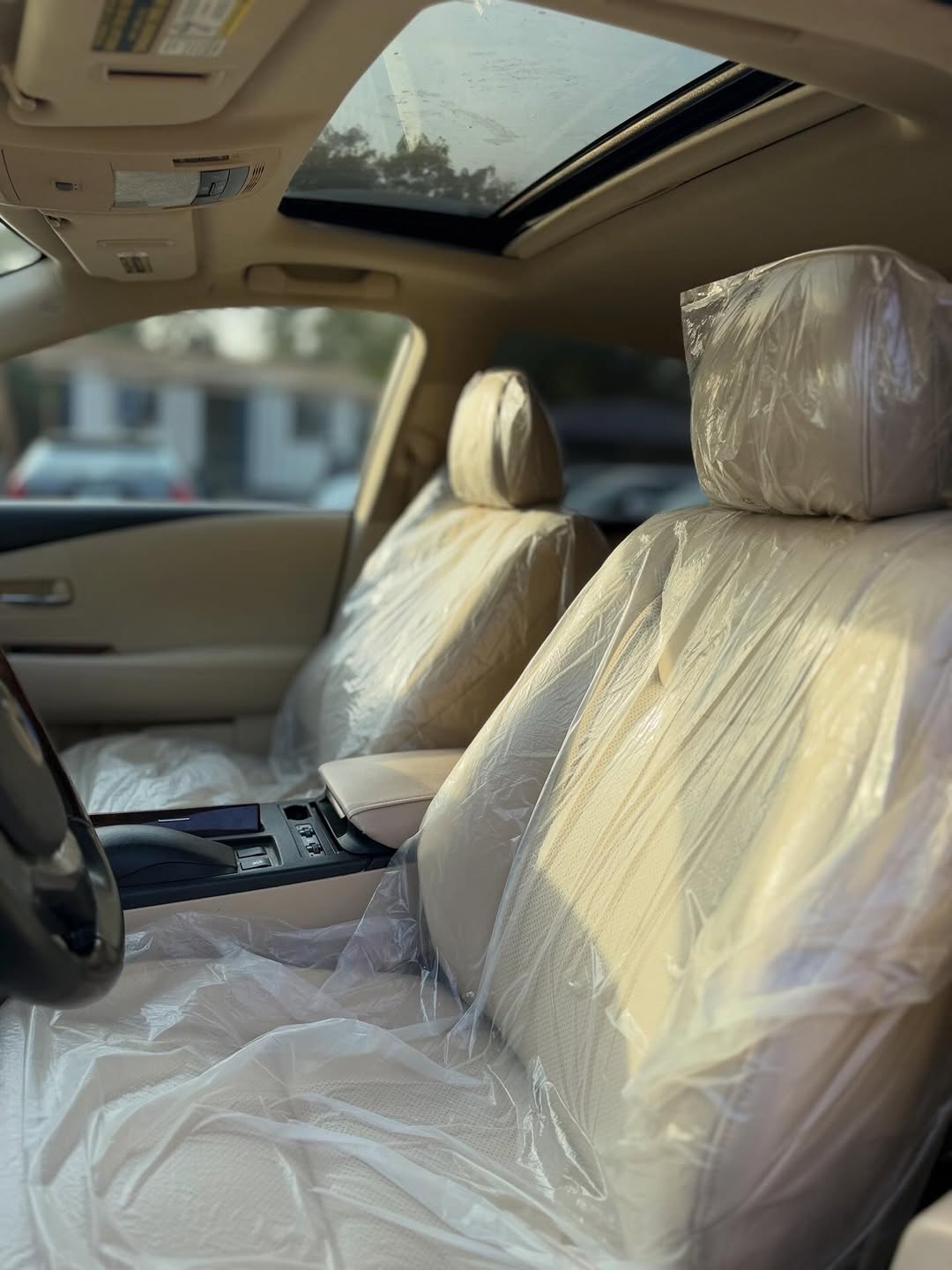 Immaculate 2014 Lexus RX350: Luxury Awaits